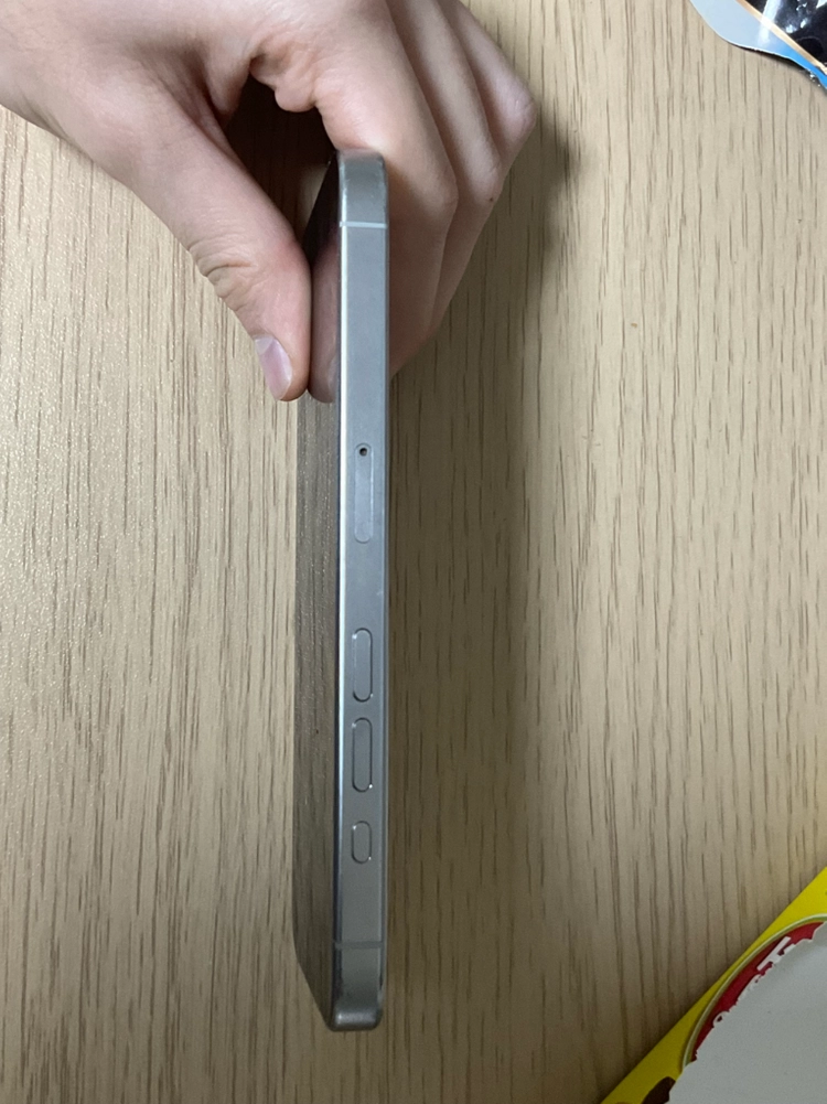 아이폰 15pro 화이트 티타늄 128gb 이미지