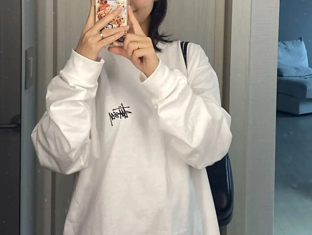 스투시 베이직 롱슬리브 긴팔티 이미지