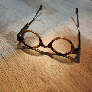 Anne ET Valentin 안경테 이미지