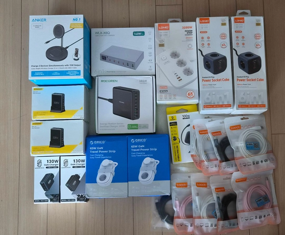 엔커,오리코,,Toocki Essanger,베이스어스 65W,130W,140W,185W,320W 충전기,USB-C - 안심되는 중고거래
