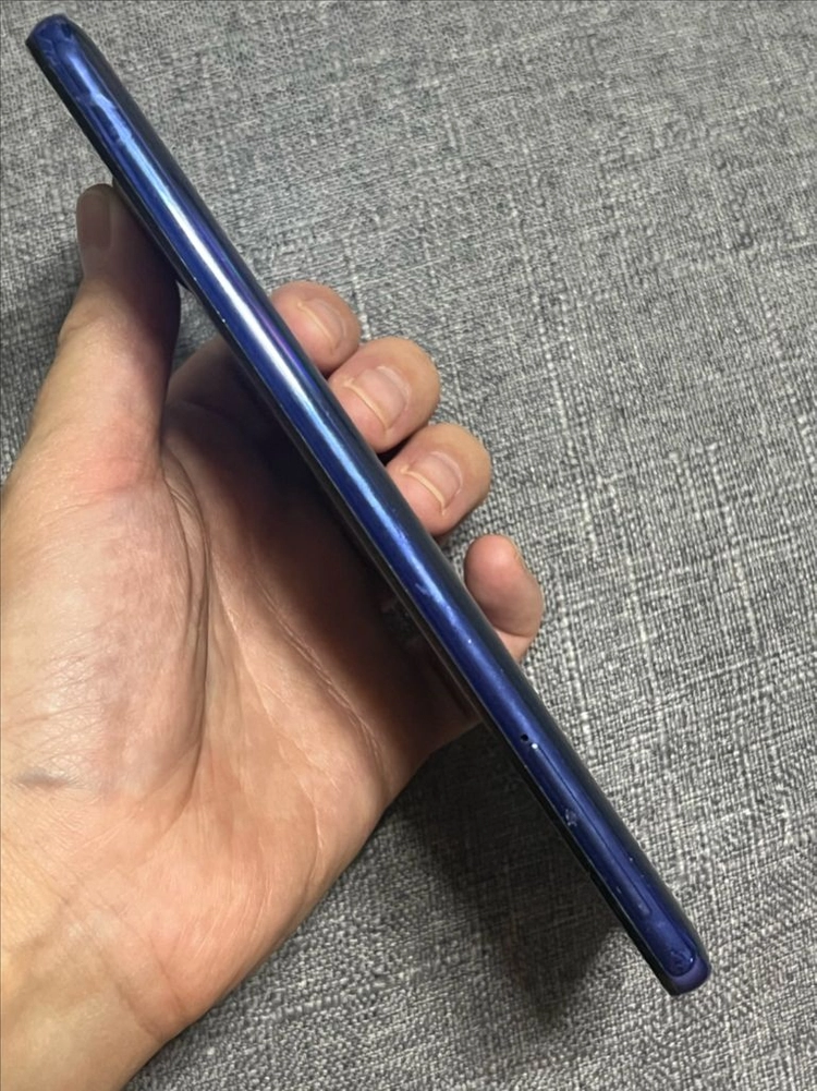 갤럭시 A31 이미지
