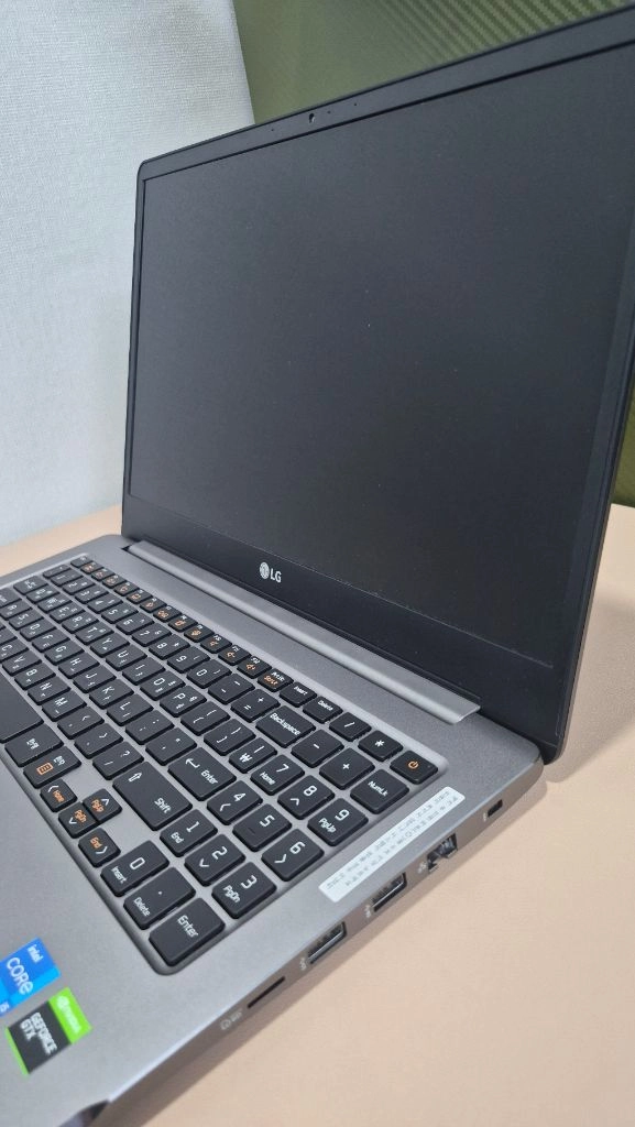 새상품급-LG 울트라기어 노트북 15인치 (i5-11세대 / 16G / SSD 500G / GTX 1650) 이미지