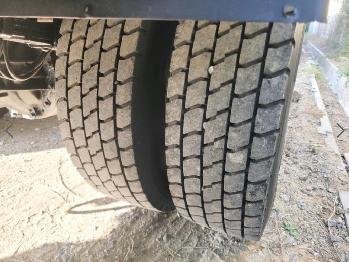 3.5톤카고트럭 3.5톤화물차 3.5톤트럭 2014년 528,136Km 관리 잘한 차량 이미지