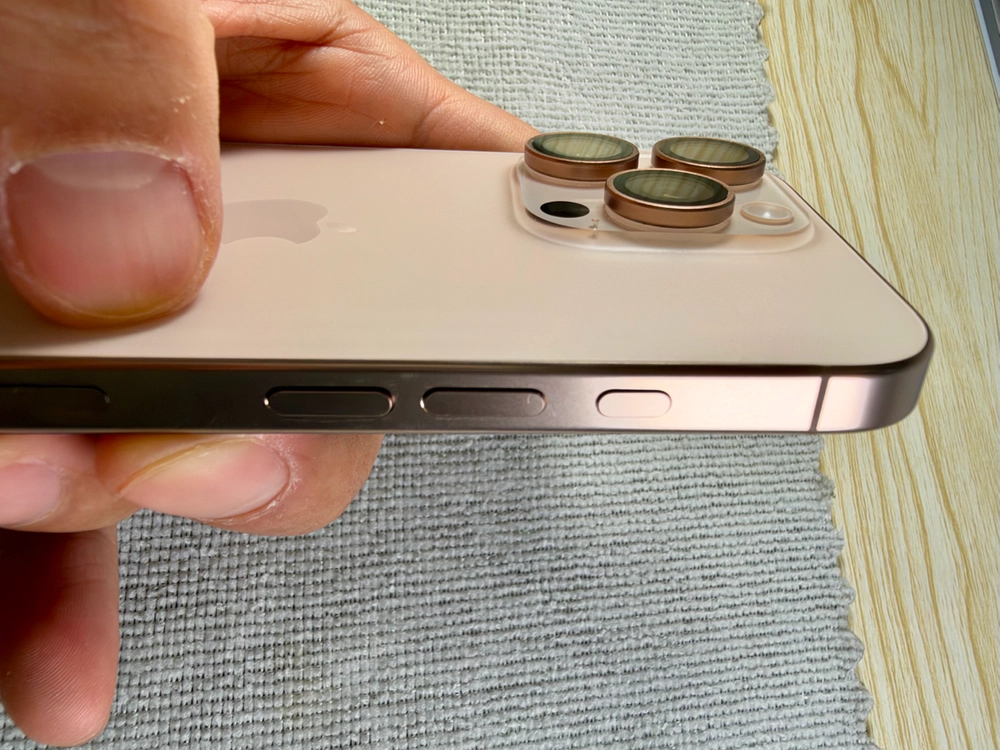 아이폰 16 프로 256GB 데저트 팝니다! 이미지