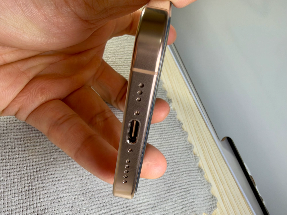 아이폰 16 프로 256GB 데저트 팝니다! 이미지