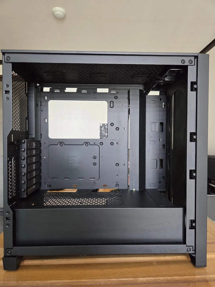 커세어 컴퓨터 케이스 iCUE 4000X RGB 이미지