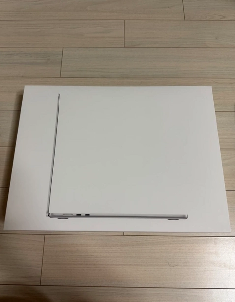 맥북에어 15 m4 16GB 256GB 실버 미개봉 상품 - 안심되는 중고거래