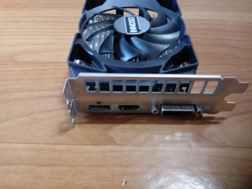 그래픽카드 INNO3D GTX1050 2G 이미지