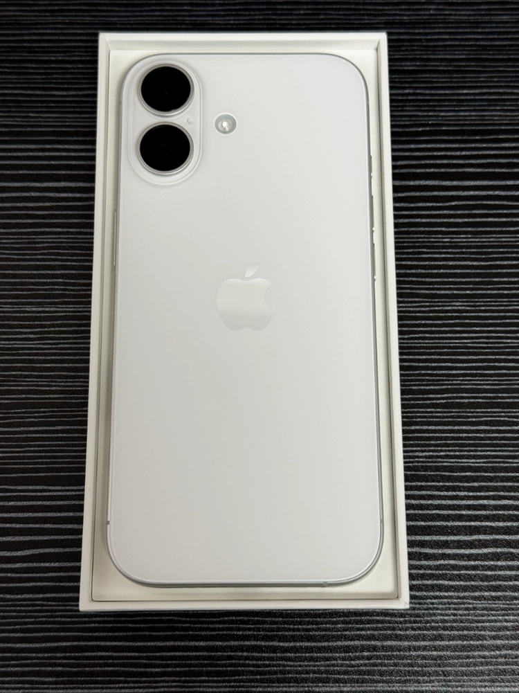 아이폰 17 256GB 화이트 단순개봉 이미지