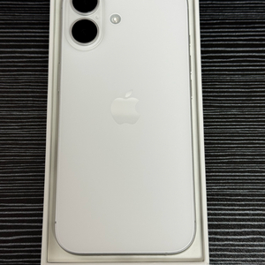 아이폰 17 256GB 화이트 단순개봉 이미지