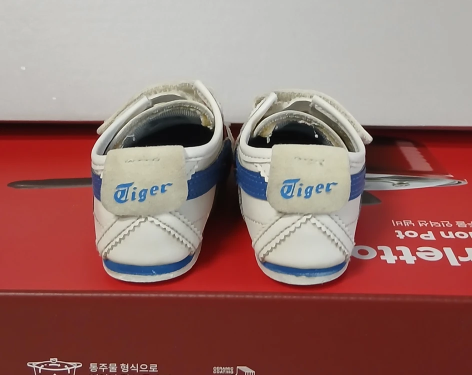 오니츠카타이거 키즈 130운동화 이미지