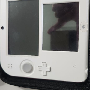 닌텐도 2ds 북미판 판매합니다. 이미지