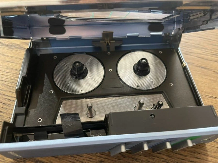 Sony WM-30 워크맨 카세트 플레이어 판매 합니다. 이미지