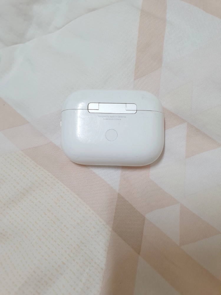 에어팟 프로 2세대 본체 (8핀용) 이미지