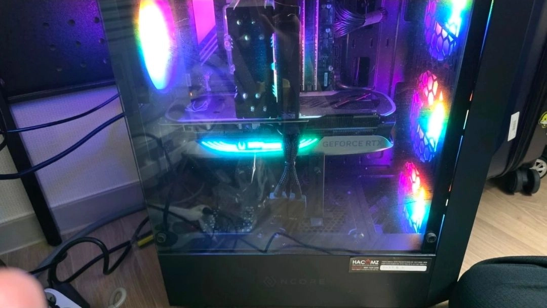 컴퓨터 PC 본체(RTX4070Ti, DDR5, 1TB) 이미지
