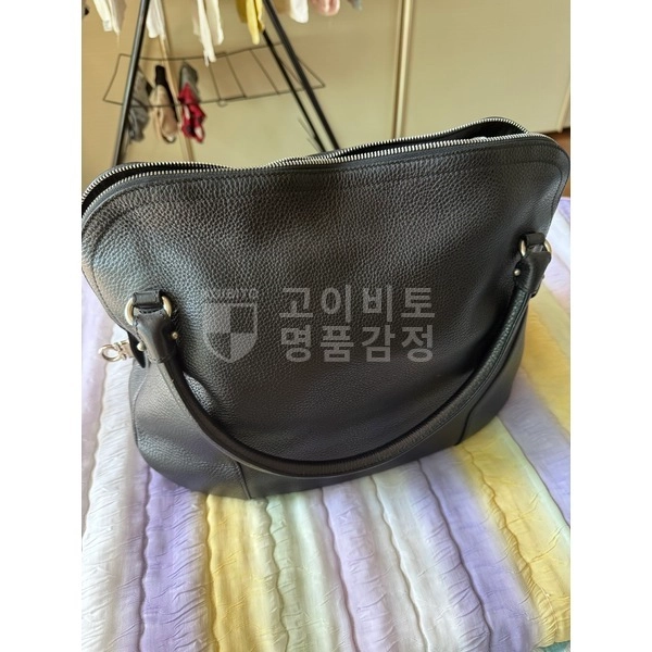 페라가모 21 B936 블랙 레더 은장 간치니 로고 숄더백 이미지