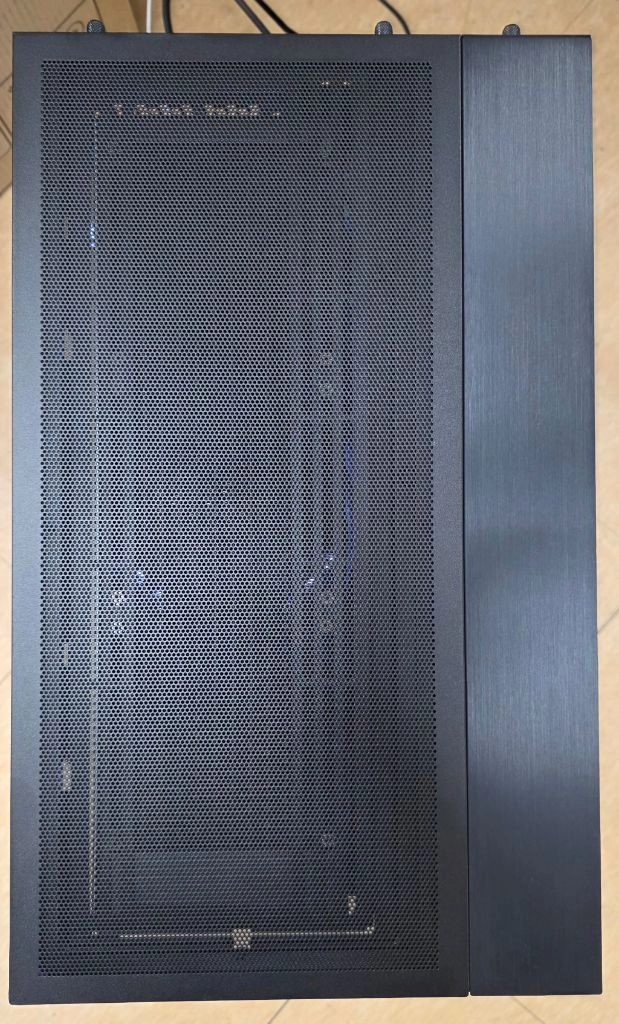 라이젠 7 9800X3D + RTX 5080 풀 리안리 올블랙 감성 최고급 게이밍 본체 이미지