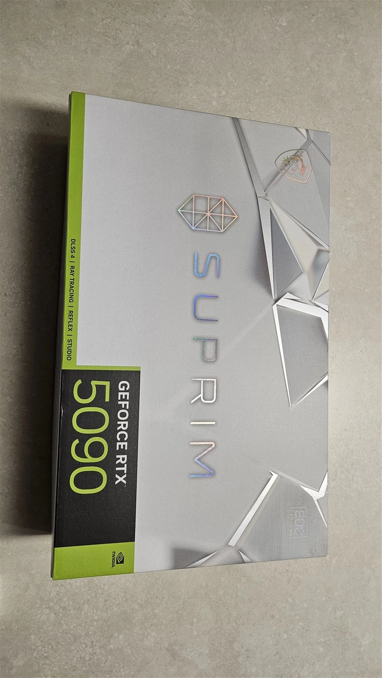 MSI RTX 5090 슈프림 SOC 32GB 풀박스 (청주 직거래) 이미지