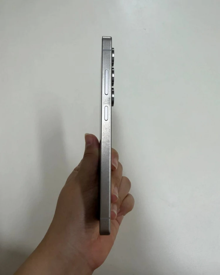 삼성 갤럭시 S25 울트라 512GB 티타늄 그레이 이미지