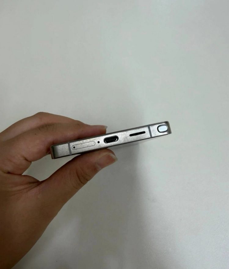 삼성 갤럭시 S25 울트라 512GB 티타늄 그레이 이미지