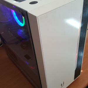 i7 8700 RTX2060 컴퓨터 본체 팝니다 이미지
