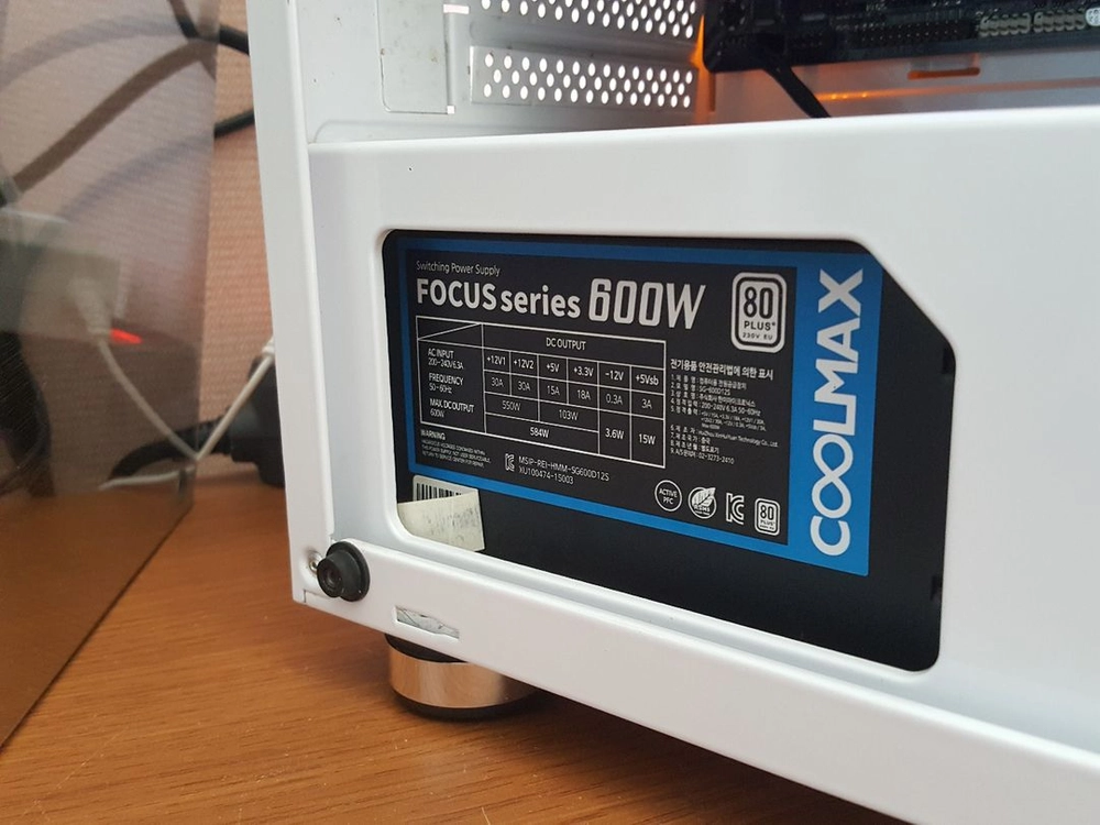i7 8700 RTX2060 컴퓨터 본체 팝니다 이미지