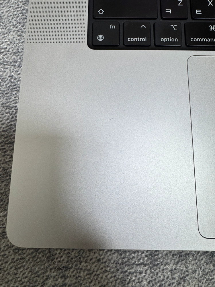 맥북프로16인치 m3pro 1tb 18ram 이미지