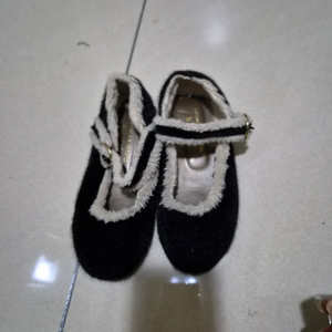 been여아 털 구두 200 이미지