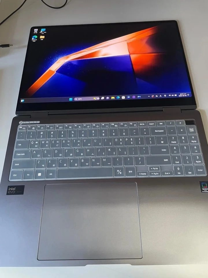삼성갤럭시북4프로360 울트라7 NT960QGK-KC71G 판매합니다 이미지