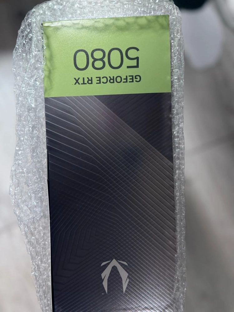 미개봉 zotac rtx5080 amp infinity 20주년기념 이미지