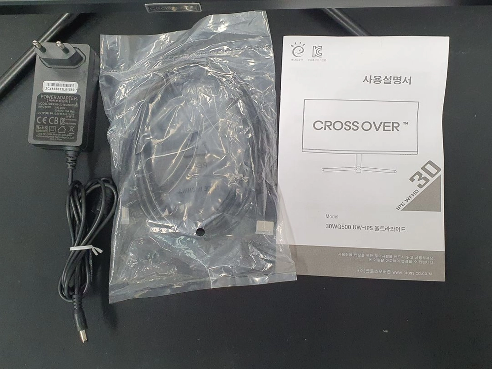 30인치 WFHD 울트라와이드 모니터 크로스오버 30WQ500 UW-IPS 이미지