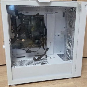 i7 13700F / B760M / DDR5 16GB / SSD 512GB 반본체 이미지