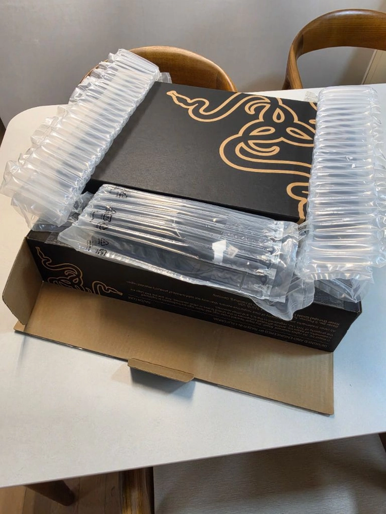 [레이저] 블레이드18 RTX4090 i9 razer blade 18 풀박스 국내정발 이미지