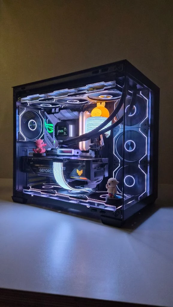 게이밍용 고사양 컴퓨터 i7 14700kf rtx 4070ti 윈도우 정품 이미지