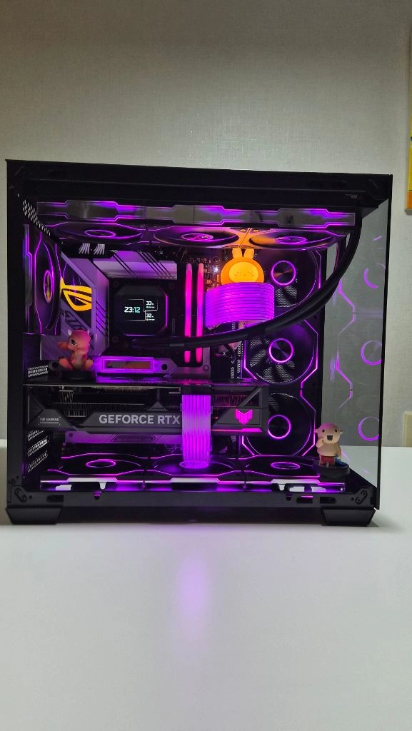 게이밍용 고사양 컴퓨터 i7 14700kf rtx 4070ti 윈도우 정품 이미지