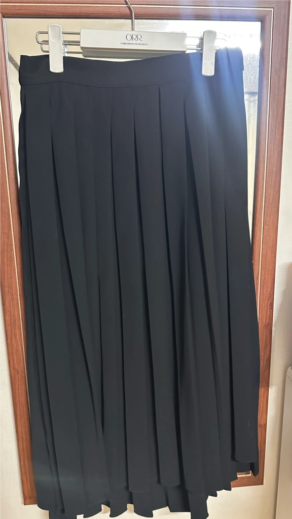 오르 ORR 블랙 플리츠 롱 스커트(M)새상품 이미지