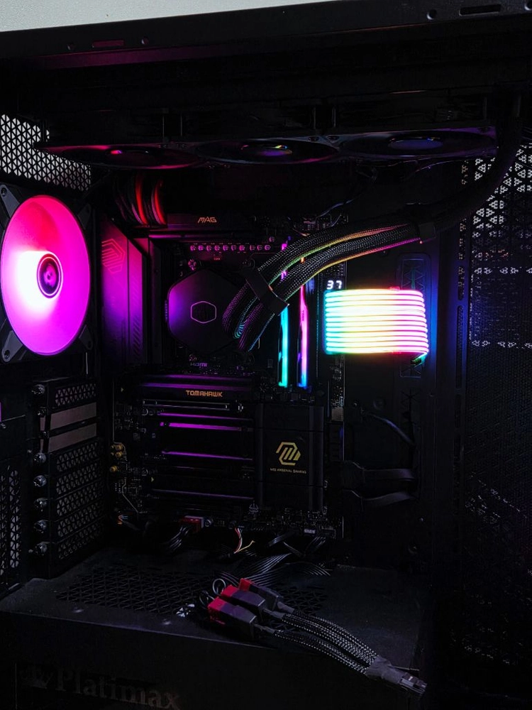 라이젠 9800x3d / X870 하이엔드 커세어 컴퓨터 이미지