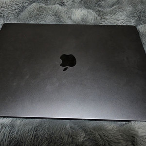 맥북 프로 16 m5 48gb 1tb 풀칩 팝니다 이미지