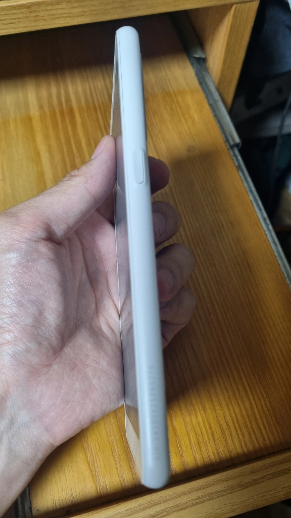 팔마2프로 화이트 이미지