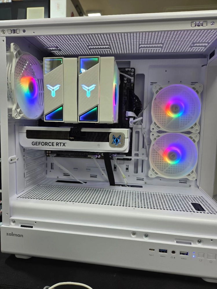 AMD RYZEN 7800X3D, RTX 5060TI 이미지