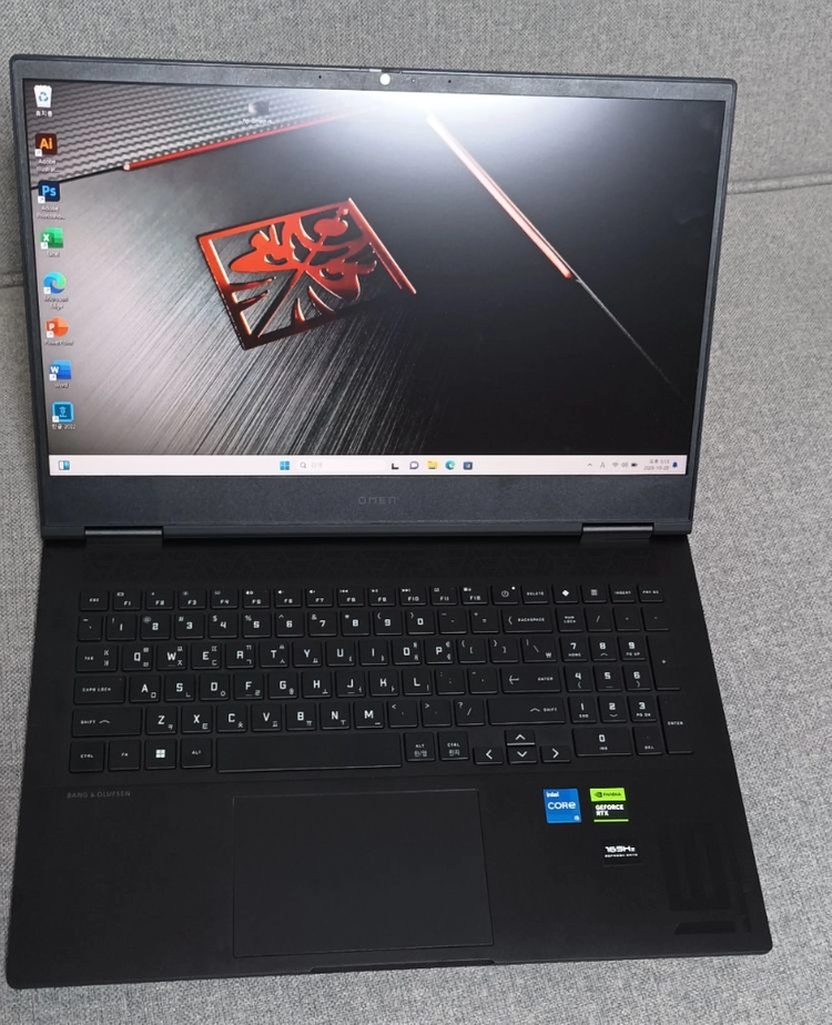 S급 HP 오멘 깨끗한 게이밍 노트북 RTX4060 싸게 팝니다. 이미지