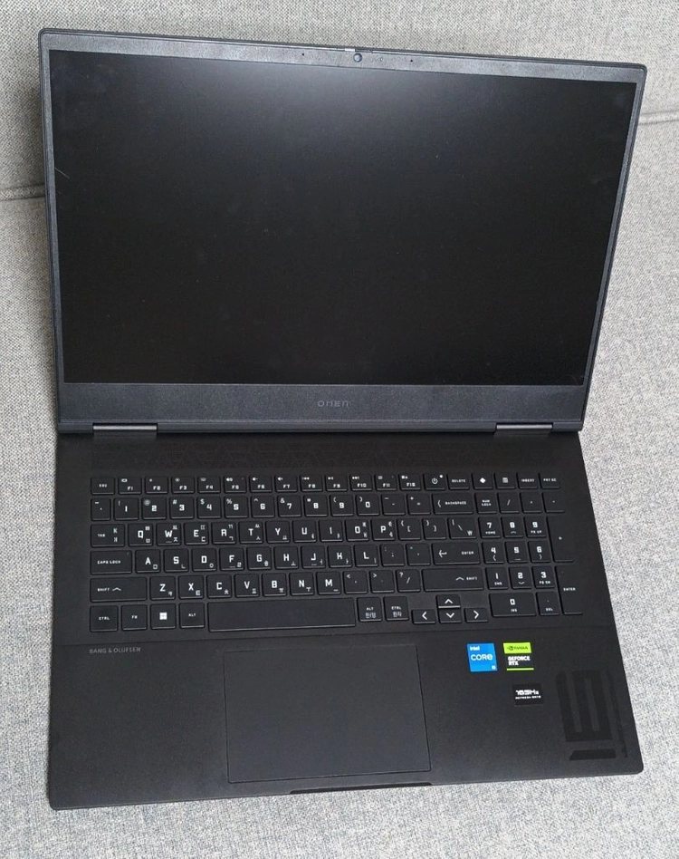 S급 HP 오멘 깨끗한 게이밍 노트북 RTX4060 싸게 팝니다. 이미지