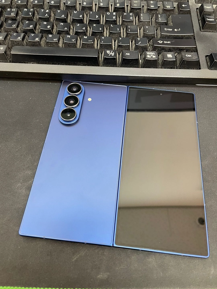 갤럭시Z폴드7 블루 512GB 무잔상 상태좋은 중고126만5천팝니다 이미지