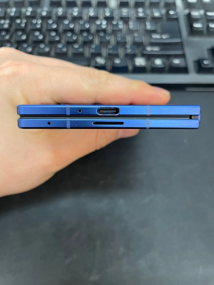 갤럭시Z폴드7 블루 512GB 무잔상 상태좋은 중고126만5천팝니다 이미지