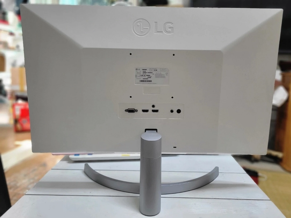 LG (27MK600MW) 27인치모니터 이미지