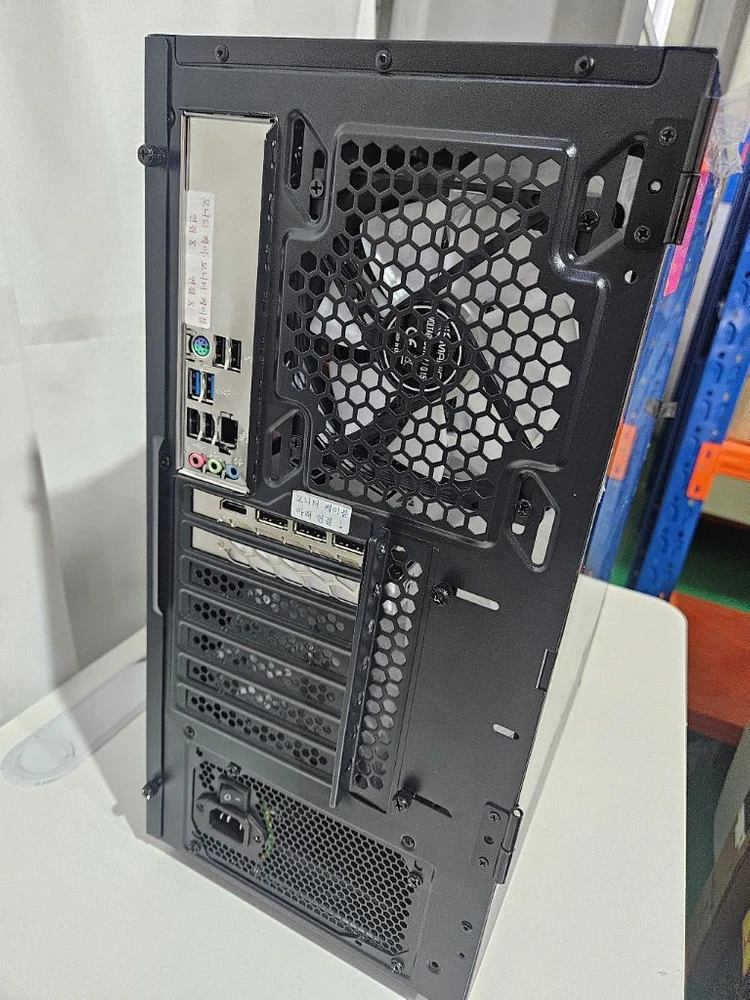 PC오브플레이어 게이밍 풀세트 15번 RTX5060Ti 16GB 512GB 이미지