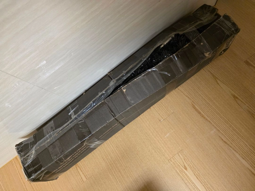 코지바이브 블랙트리 150cm 판매합니다. 전구, 오너먼트 포함 이미지