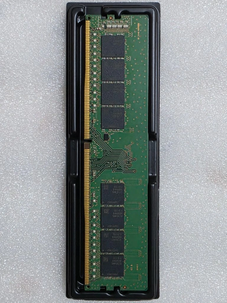 삼성 DDR4 32GB 2666 메모리 이미지