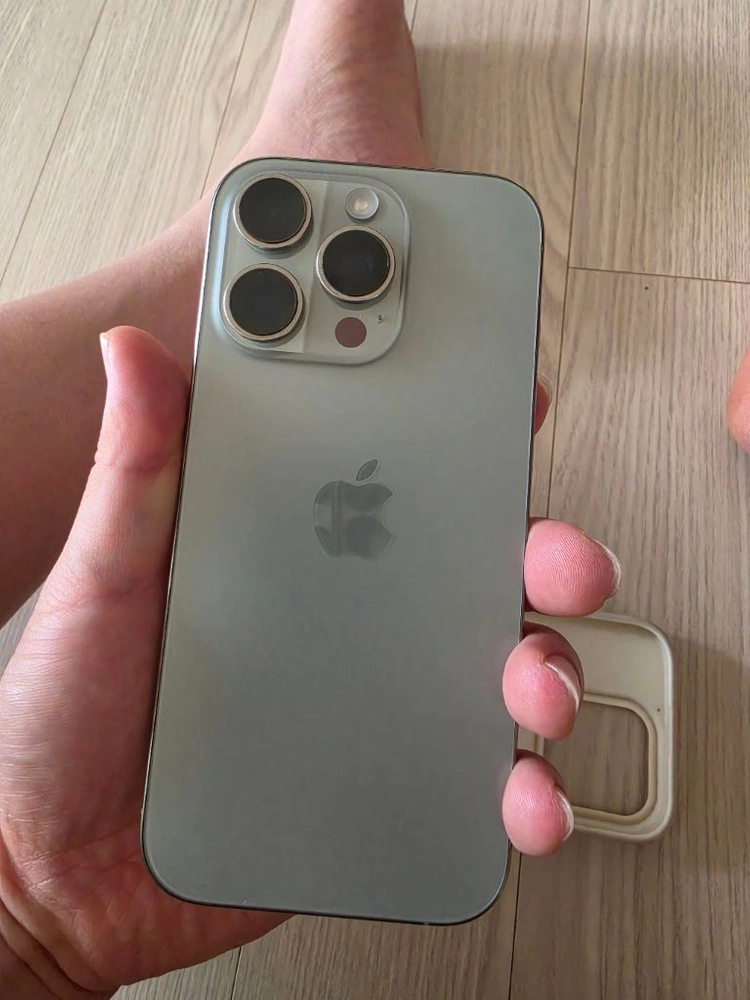 아이폰16 프로 128GB 이미지