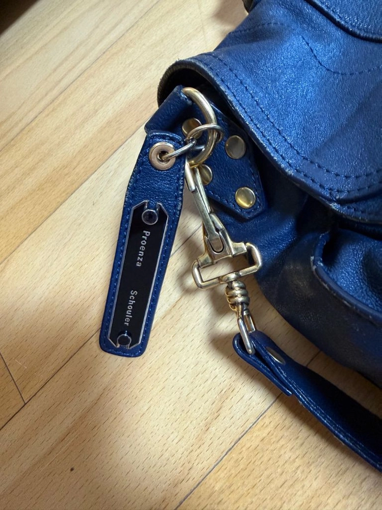 프로엔자슐러 Proenza Schouler 판쵸 판초백 이미지